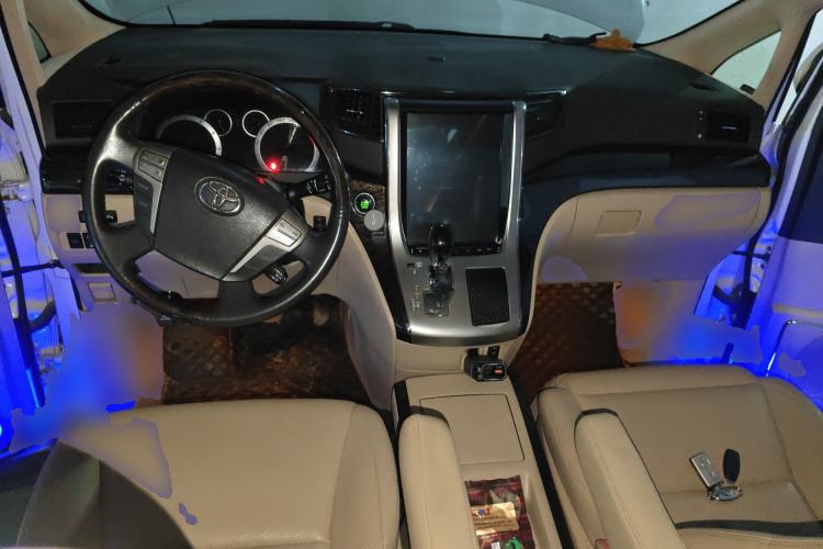 Used Toyota Alphard 2011 3.5L Luxury Edition Center Console