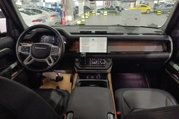 Used Land Rover Defender 2023 110 3.0T P400 X-DYNAMIC HSE
