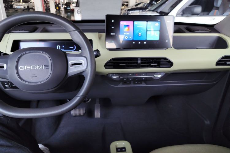 Used Geely Galaxy Panda 2024 Panda Mini 200km Endurance Bear