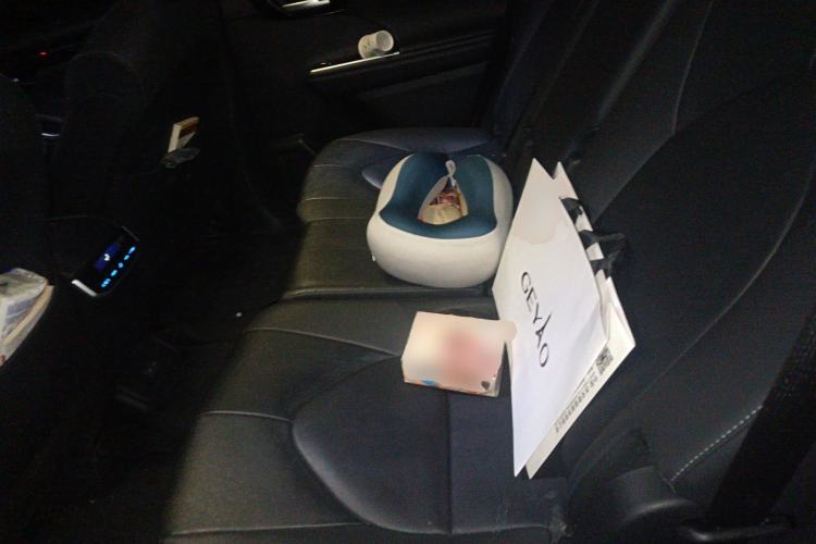 Used Toyota Highlander 2022 Dual-Engine 2.5L Four-Wheel Drive Prestige Version 7 Seats