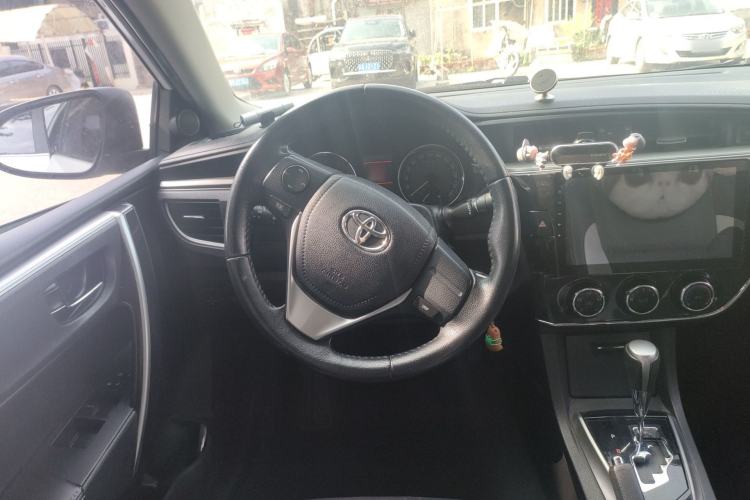 Used Toyota Corolla 2016 1.6L CVT GL-i Cool Edition