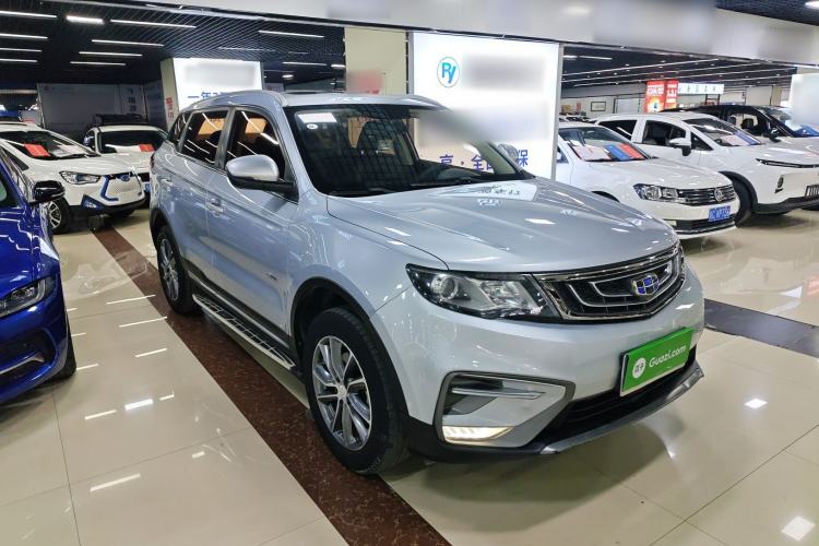 Used Geely Auto Emgrand X7 Sport 2018 1.8TD Automatic Two-Wheel Drive Zhiya Model Front Right 45 Deg