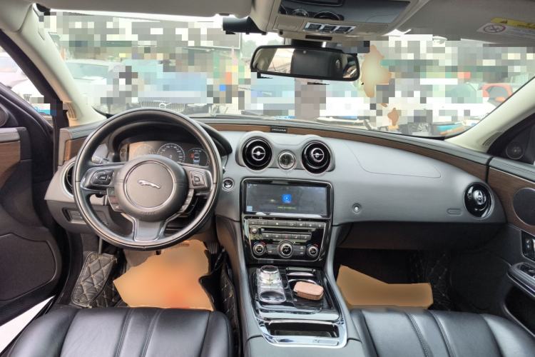 Used Jaguar XJ 2016 XJL 3.0 SC Two-Wheel-Drive Elegant Business Edition
