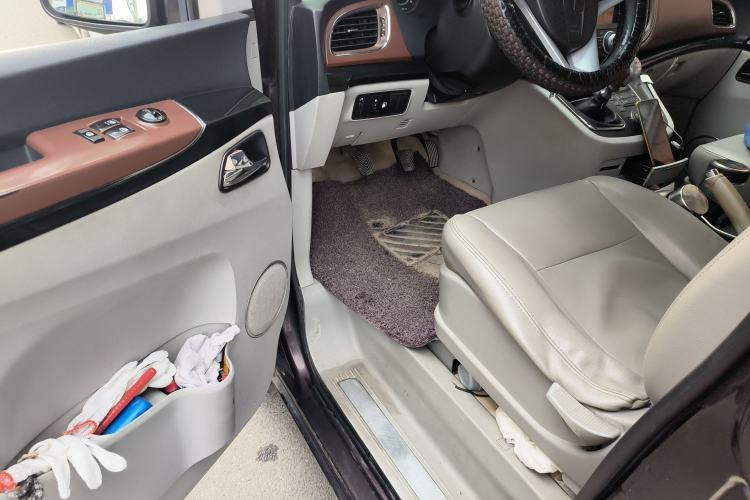 Used JAC Group Refine M5 2016 1.9T Diesel Manual Business Edition Driver Seat