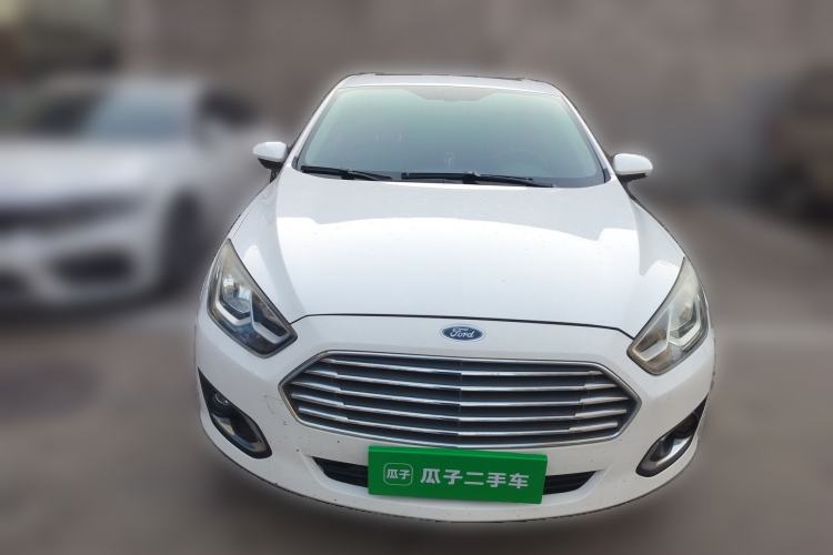 Used Ford Escort 2015 1.5L Automatic Fashion Model
