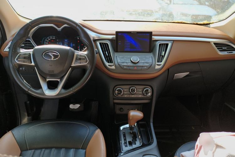 Used Soueast DX7 2018 1.5T Automatic Luxury Model
