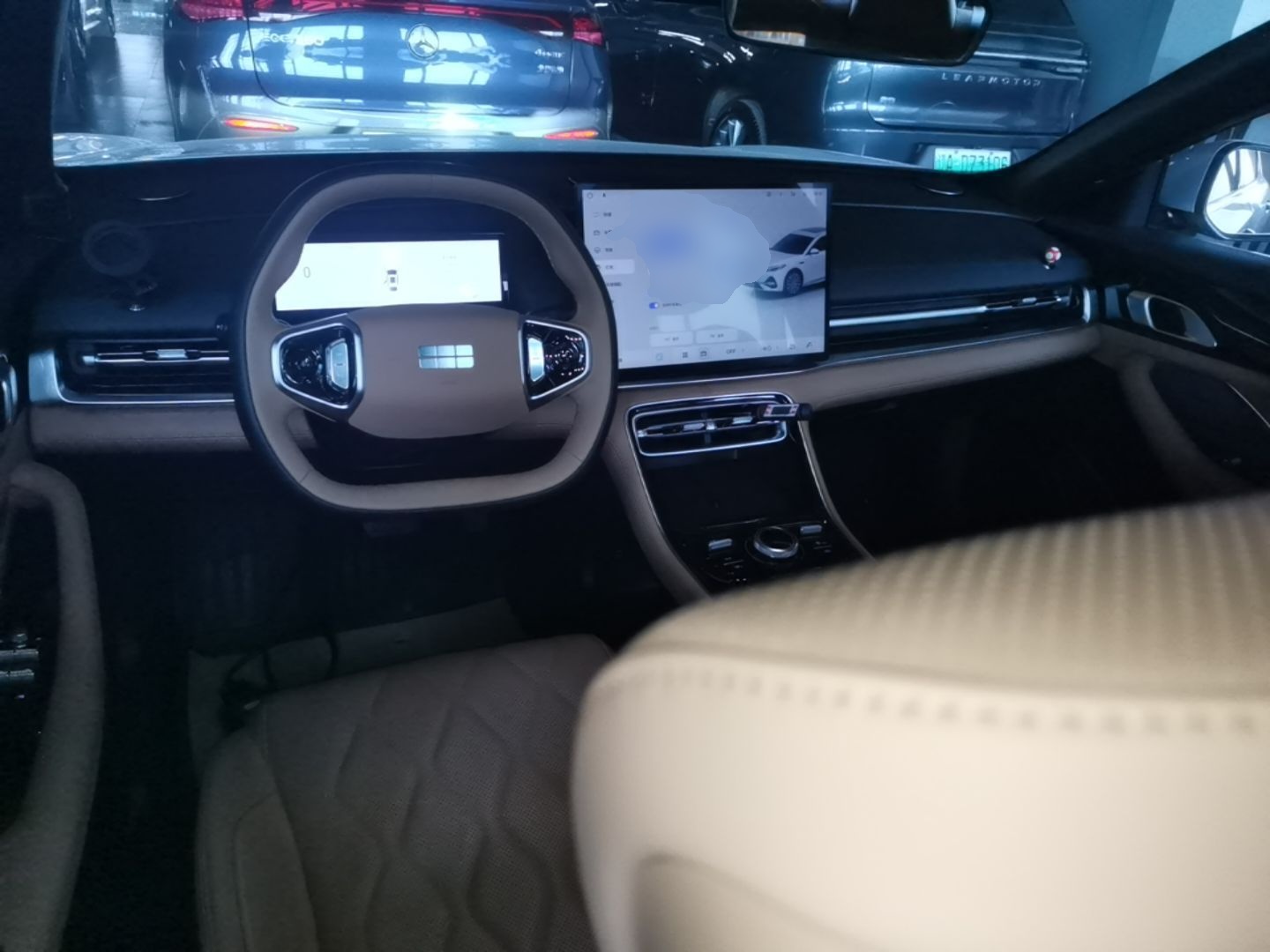 Geely Galaxy A7 2025 Model EM-i 70km Exploration Edition — снимка 12