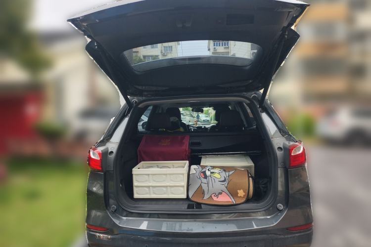 Used Chevrolet Equinox 2019 535T Automatic YuJie Edition China V Standard Trunk