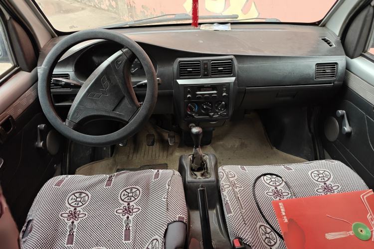 Used Wuling Rongguang 2011 1.2L Base Version