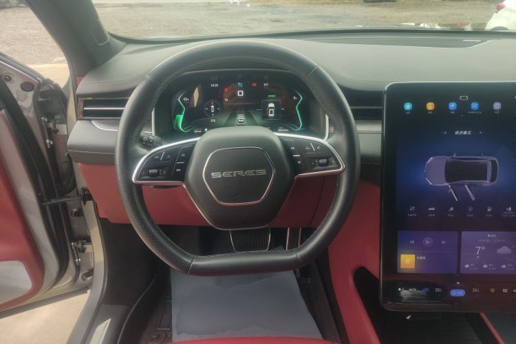 Used SERES SF5 2021 Four-Wheel Drive Freedom Expedition Edition
