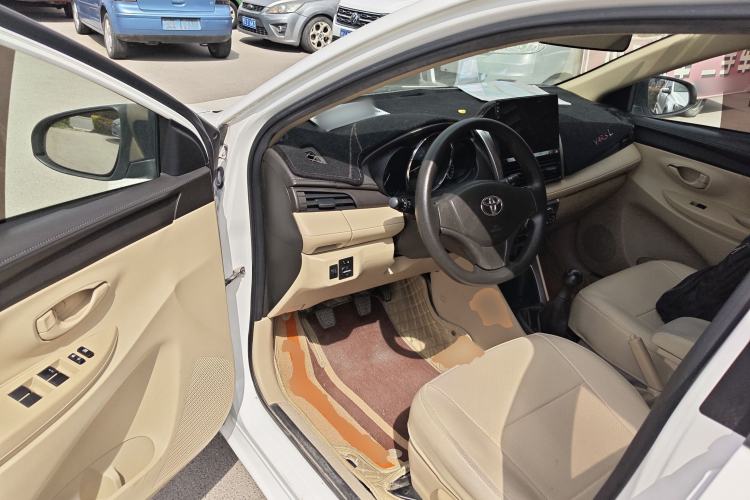 Used Toyota YARiS L Zhi Xuan 2014 1.3E Manual Charm Edition
