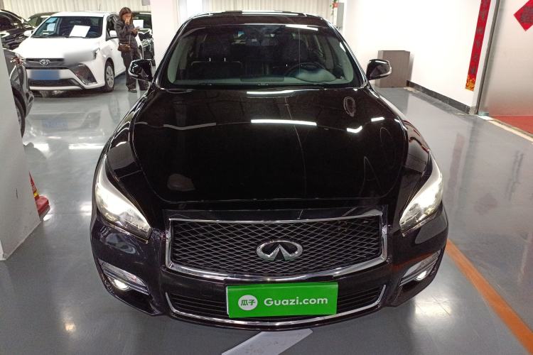 Used Infiniti Q70 2017 Q70L 2.5L Elite Edition Front