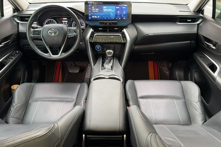 Used Toyota Harrier 2022 2.0L CVT Two-Wheel Drive Deluxe Edition
