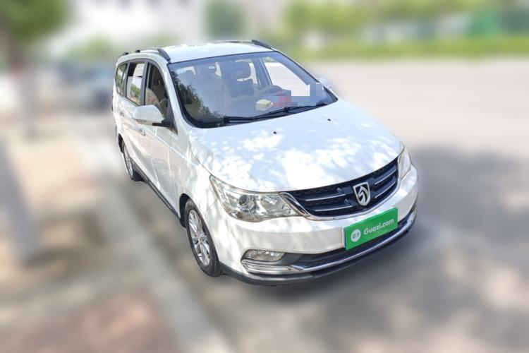 Used Baojun 730 2016 1.5T Manual Comfort Version 7 Seats