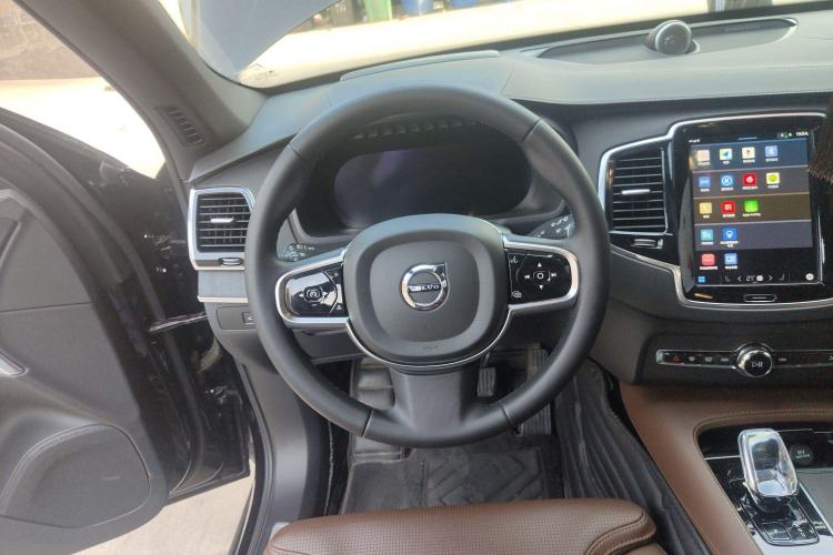 Used Volvo XC90 2024 B6 Zhiya Luxury 7-Seater