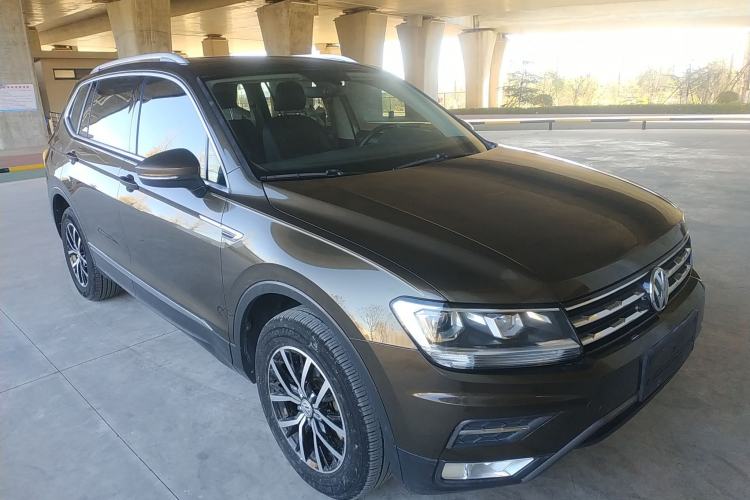 Used Volkswagen Tiguan L 2017 330TSI Automatic Two-Wheel Drive Luxury Edition