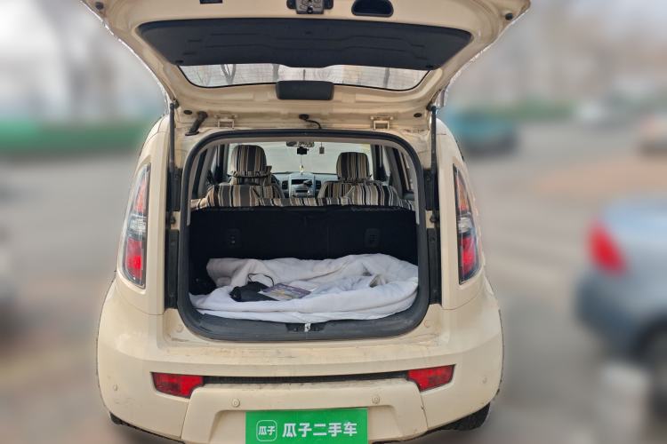 Used Kia Soul 2013 1.6L MT GL Trunk