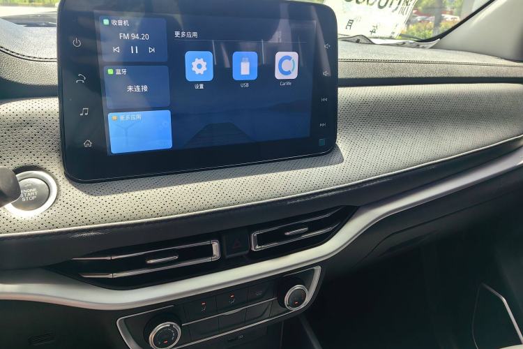 Used JMC Yuhu 7 2022 2.0T Automatic Diesel Two-Wheel Drive Comfort Version Standard Wheelbase
