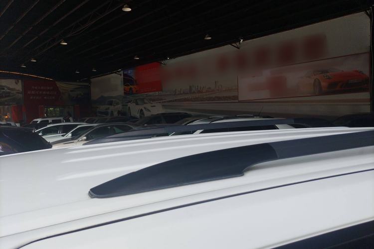 Used Toyota Sienna 2014 3.5L Sienna LE Two-Wheel Drive U.S. Specification