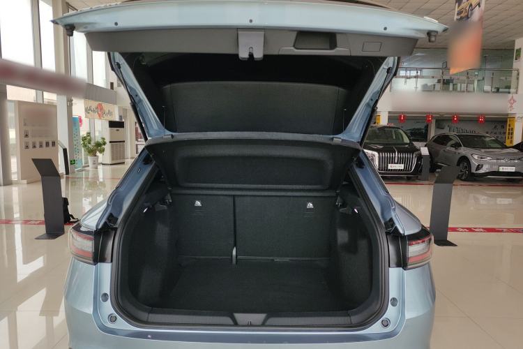 Used Volkswagen ID.4 X 2025 Smart Version Pure & Intelligent Enjoyment Edition Trunk