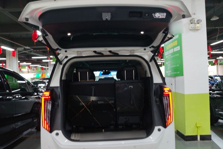 Used GAC Trumpchi M8 2024 Master Series 400T Ultimate Edition Trunk