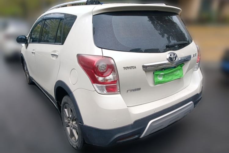 Used Toyota Verso 2015 180E CVT Crossover Edition