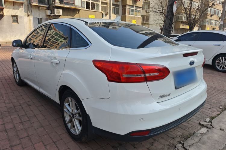 Used Ford Focus 2017 Sedan 1.6L Manual Fashion Edition Smart Drive Version