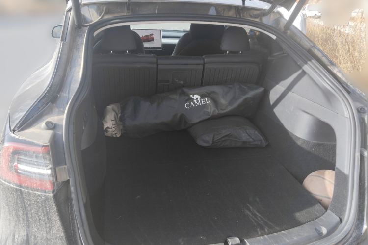 Used Tesla Model Y 2023 Rear-Wheel-Drive Version
