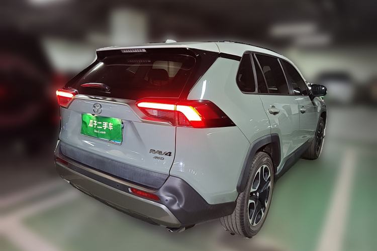 Used Toyota RAV4 2020 2.0L CVT Four-Wheel Drive Prestige Edition