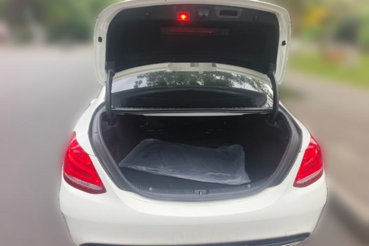 Used Mercedes-Benz C-Class 2017 Restyled C 200 Sport Edition Trunk