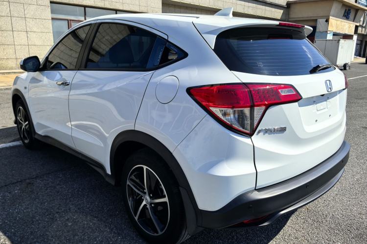 Used Honda Vezel 2020 1.5L CVT Pioneer Edition Exterior 2