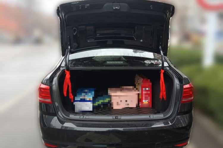 Used Volkswagen Lavida 2017 1.6L Automatic Fashion Edition
