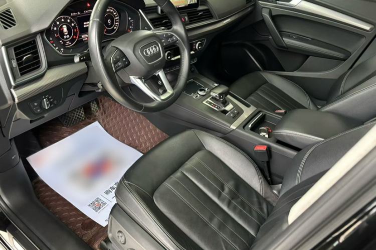 Used Audi Q5L 2020 45 TFSI Prestige Fashion Model Interior 4