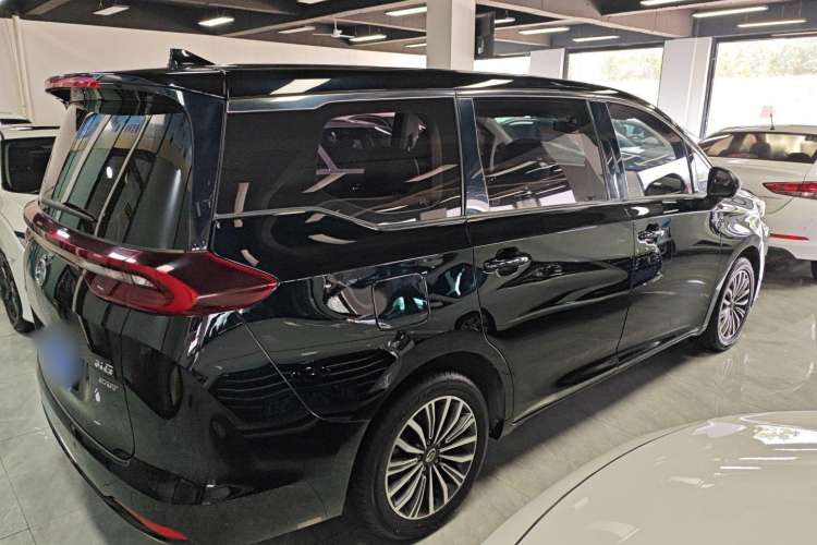 Used GAC Trumpchi M6 2021 270T DCT Luxury Edition (7-seater)