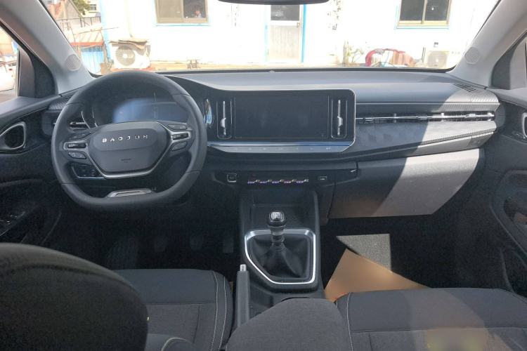 Used Baojun RM-5 2019 1.5L Manual Elite Edition with 24-hour Online Service 5 Seats