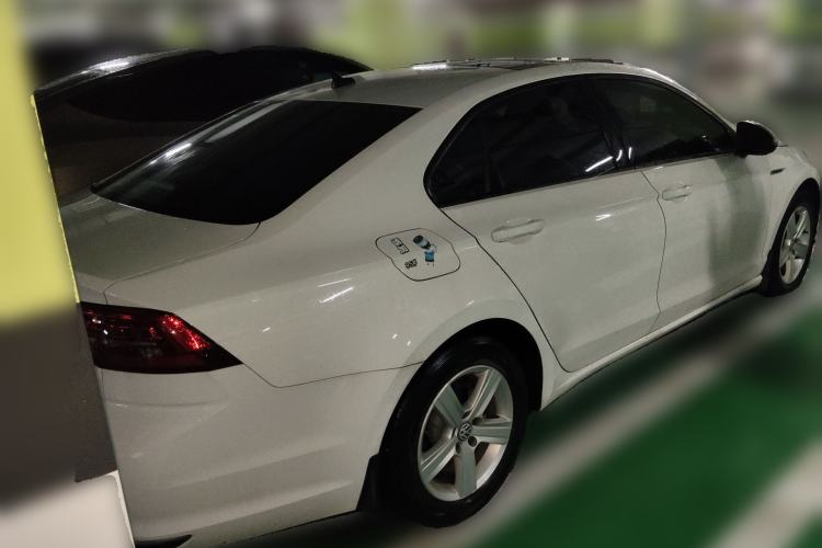 Used Volkswagen Lamando 2021 230TSI DSG Fashion Edition Rear Right 45 Deg