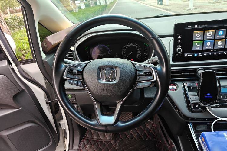 Used Honda Elysion 2022 2.0L eHEV Luxury First Edition
