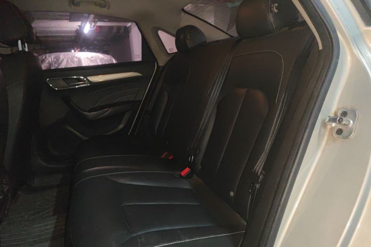 Used Roewe i6 New Energy 2017 45T Hybrid Connect & Smart Enjoyment Edition