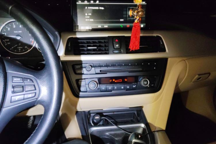 Used BMW 3 Series 2014 320Li Fashion Model
