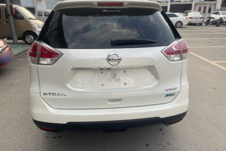 Used Nissan X-Trail 2015 2.0L CVT Comfort MAX Edition 2WD
