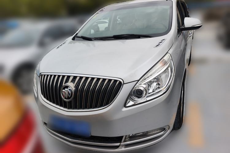 Used Buick GL8 2014 2.4L CT Luxury Business Comfort Edition Front