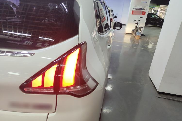 Used Peugeot 3008 2016 1.6THP Automatic Prestige Edition Exterior 1