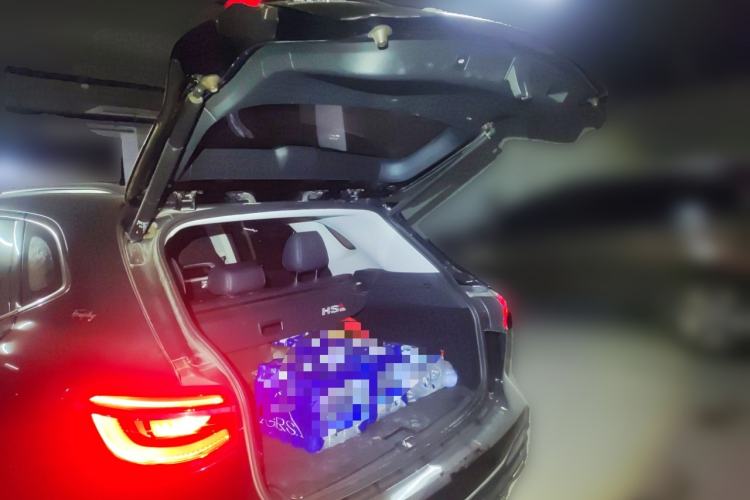 Used MG HS 2018 30T Automatic Two-Wheel Drive Trophy Edition—High-Octane V-Model Trunk