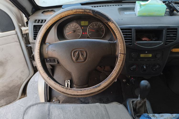 Used BAIC Weiwang 205 2013 1.0L Joy version Steering Wheel