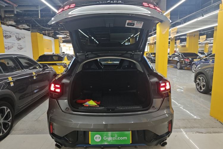 Used Lynk & Co 05 2022 2.0T Two-Wheel Drive Shine Halo
