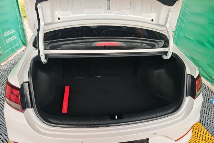 Used Hyundai Celesta 2018 1.6L Automatic GL Enjoyment Edition China VI compliant