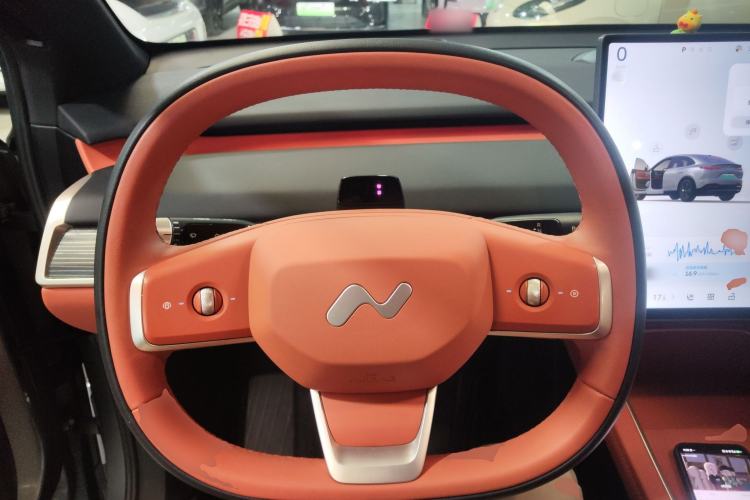 Used ONVO L60 2024 60 kWh Rear-Drive Version