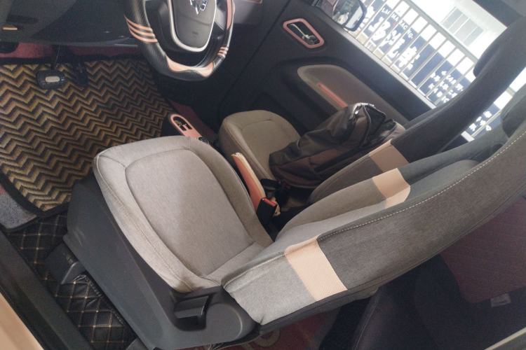 Used Wuling Hongguang MINIEV 2021 Macaron Premium Model – Lithium Iron Phosphate
