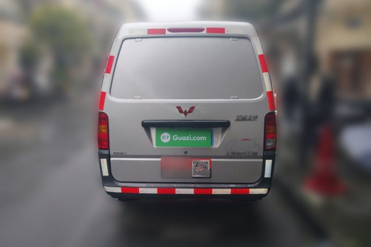 Used Wuling Zhiguang 2023 1.5L Utility Version with Enclosed Windows 2 Seats