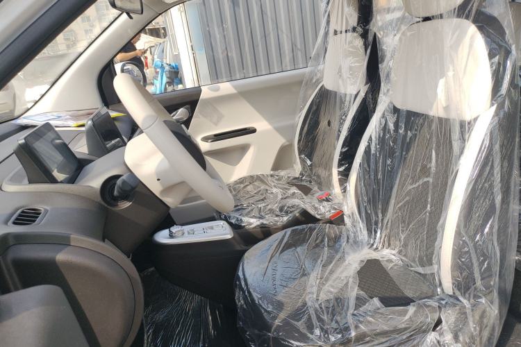 Used CHANGAN NEVO Lumin 2026 Model Treasure Edition 205km Passionate Beige Ningde Left Front Seat